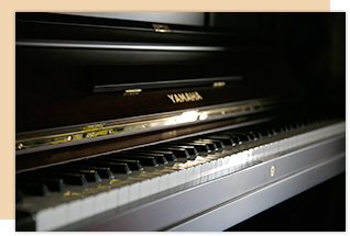 ピアノ防音対策ピアノが近隣トラブルの原因にならないように、防音対策は必須です。